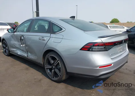 2024 Honda Accord Hybrid Sport z USA, uszkodzony, nr VIN 1HGCY2F54RA082313